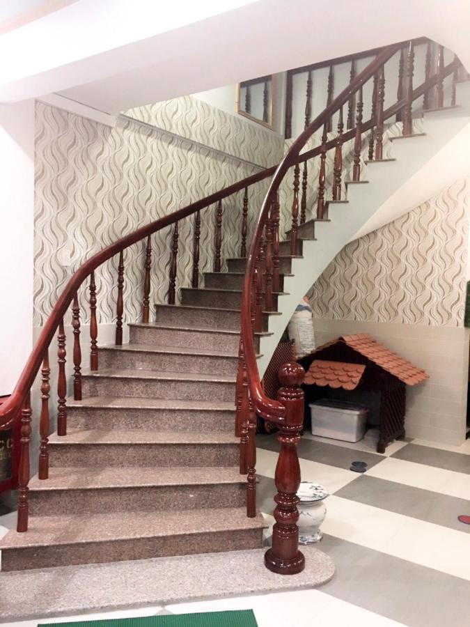Huyen Tran Hotel Can Tho Esterno foto