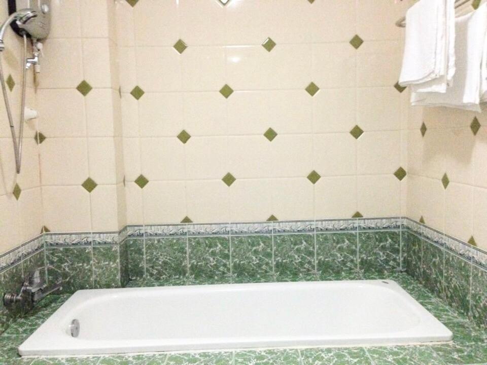 Huyen Tran Hotel Can Tho Esterno foto